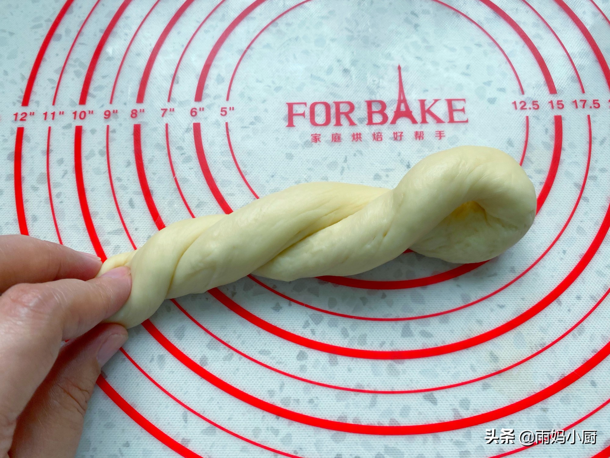 椰蓉小麵包按這個配方做，鬆軟拉絲又美味，零難度新手一次成功