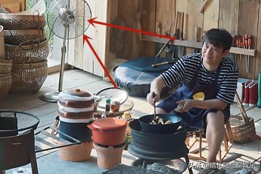 向往：张子枫到底有多受宠？别的房间全是落地扇，唯独她与众不同