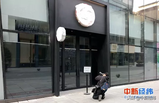 探访加拿大鹅北京店：延期开业后大门紧闭 不见店员身影