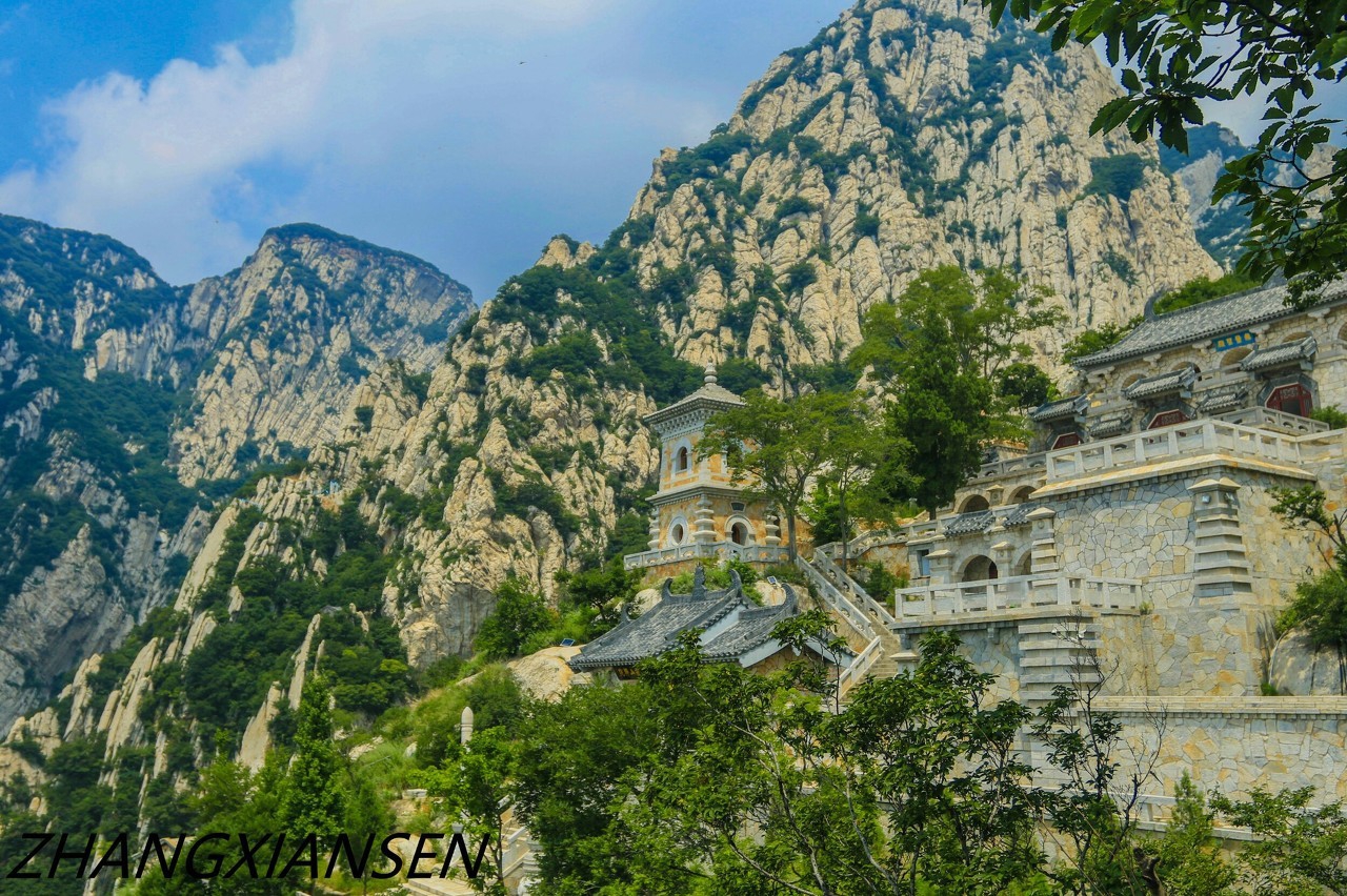 个省哪个县(嵩山位于河南省登封市,每年旅游人数居多,旅游攻略送给你)