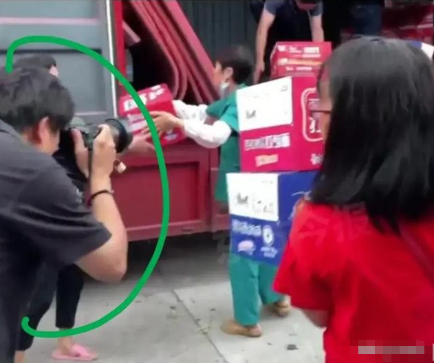 蓝天救援队警告的是谁？韩红回应作秀质疑，鸿星尔克诈捐被澄清