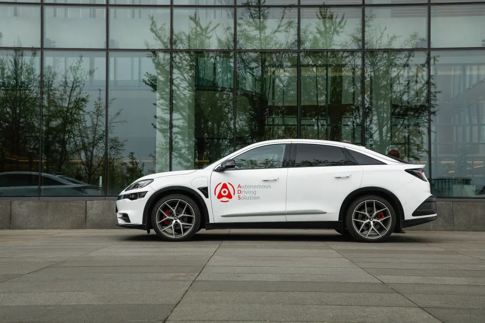 ��Ϊʵ�⡰�ϵ������Ƽ���ͷ��ʼ�ܲ��쳵