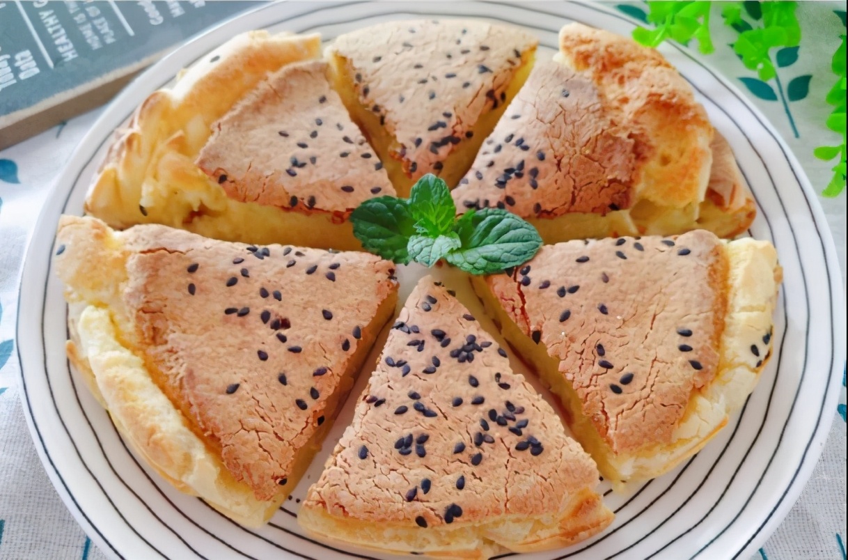 外酥裡糯！ 奶香烤糯米糕，是必不可少的一道甜點