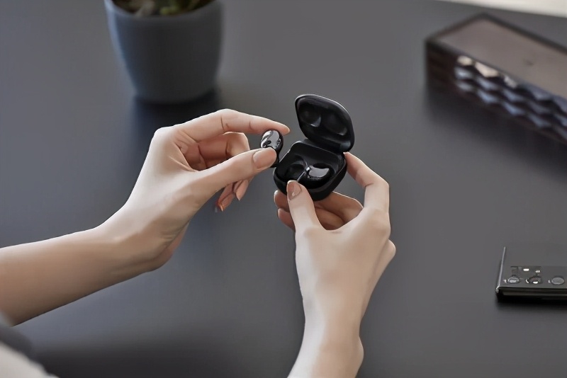 三星Galaxy Buds Pro全方位提升，千元价位真香机