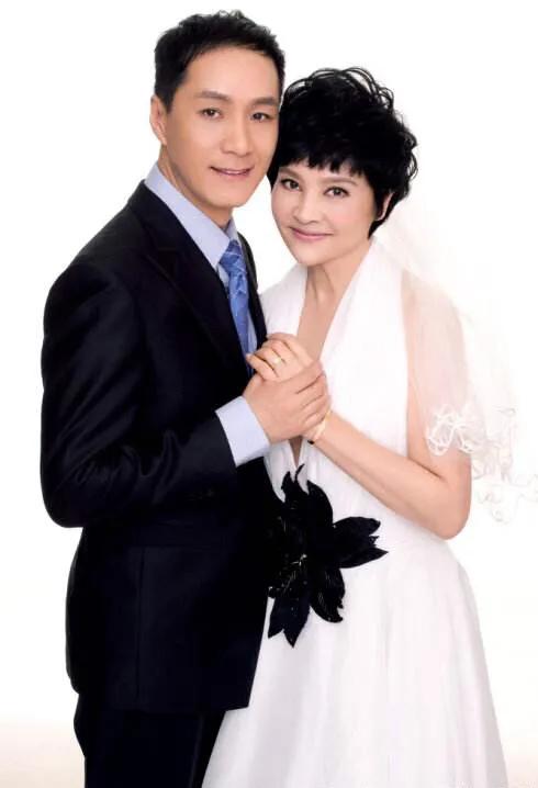 “童年阴影”冯远征：被称为影视“家暴专业户