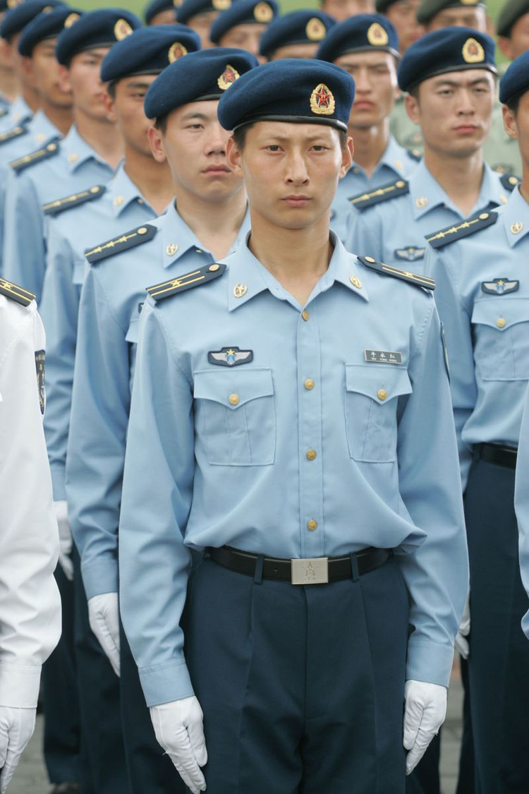 中国人民解放军各军军服,帅呆了,酷毙了