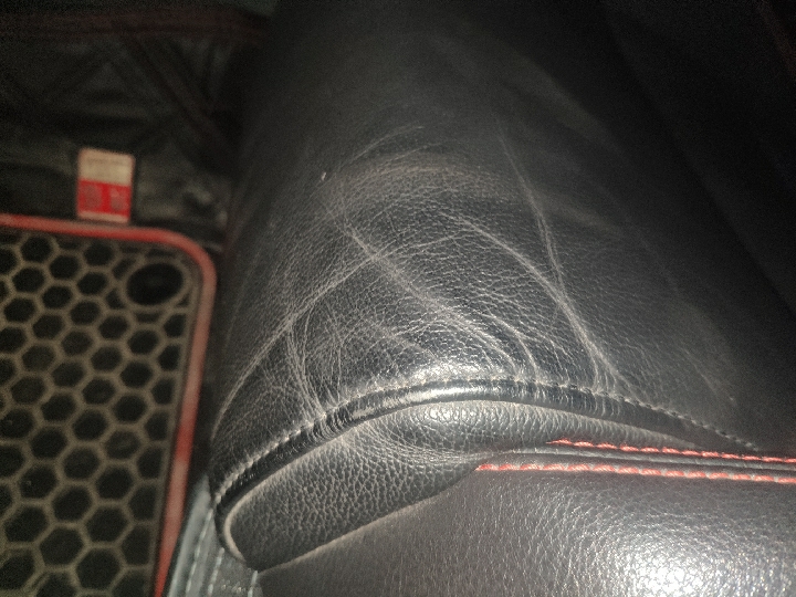 朋友賣車，也玩套路？實(shí)際里程和表顯剛好差了一倍