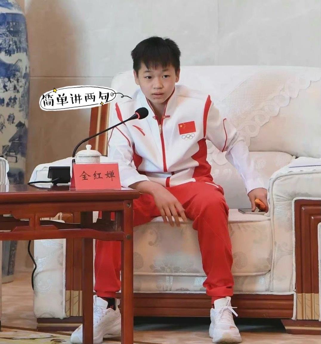 全红婵首个广告代言来了！携手3位世界冠军出镜，人气不输苏炳添