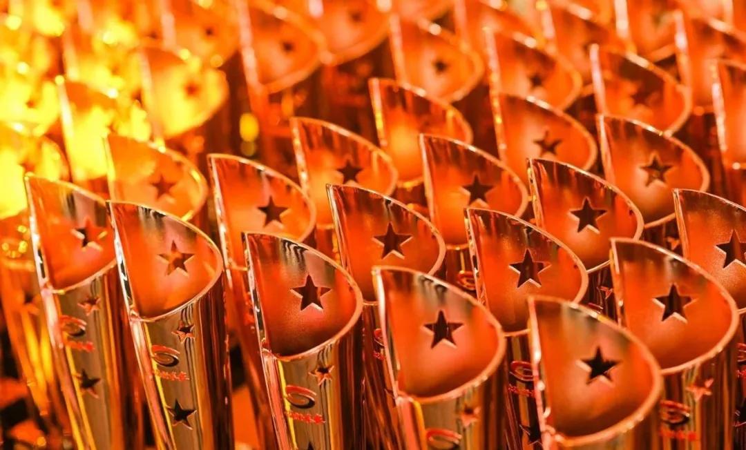 國際醫(yī)學榮獲2020“金質(zhì)量”抗疫貢獻獎