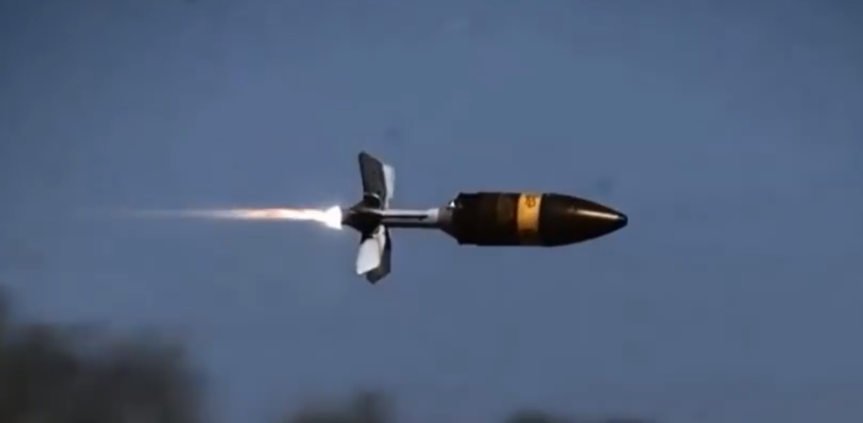 一弹多用，96A坦克喜获新型炮弹，战斗能力获大