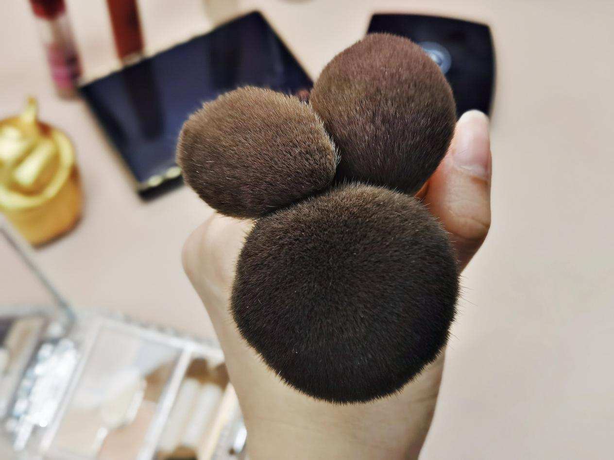 Does the Spring Festival deliver goods time -- is your Valentine's Day gift excuse me ready not? 