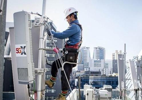 联通用户数“断崖大跌”，连锁反应终食“苦果