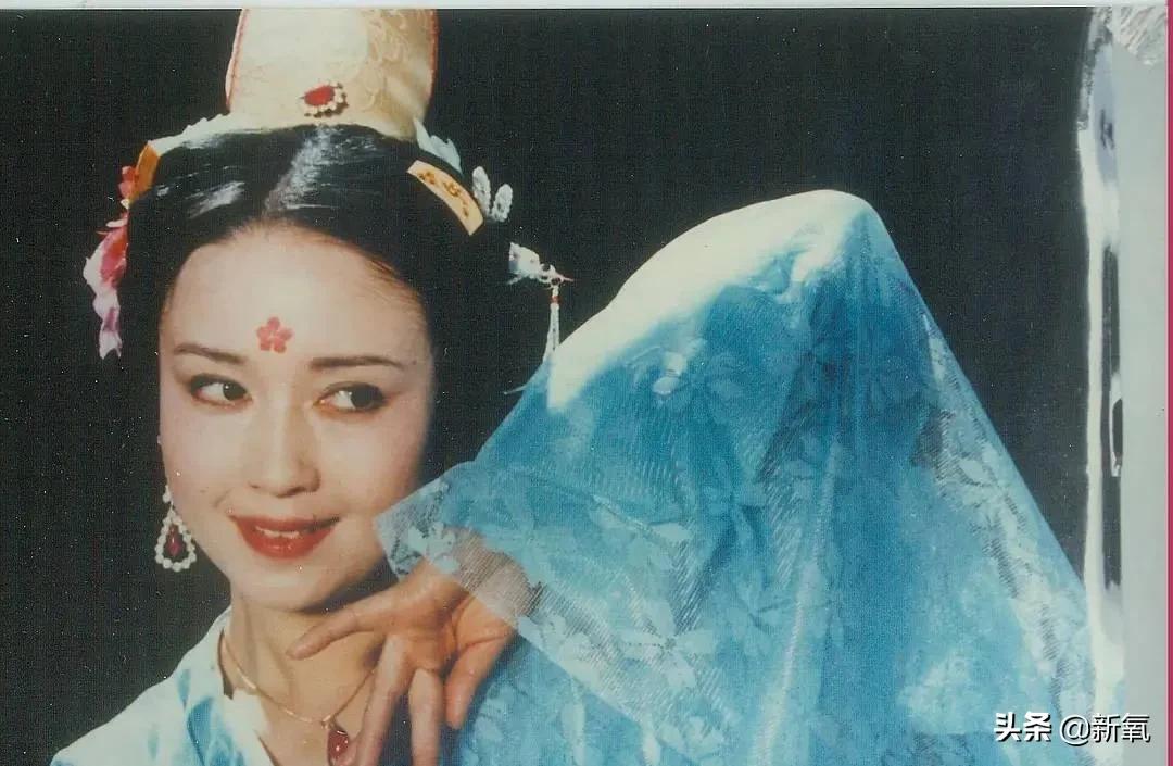 她们颜值最盛时期离我们虽远，可她们的美貌在如今也依然惊艳
