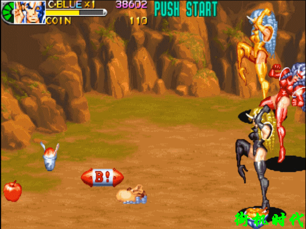 街機(jī)游戲讓人畏懼的魔鬼筋肉女，主角的小身板太單薄了