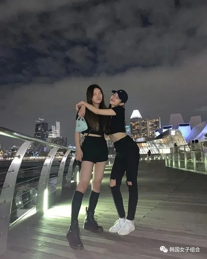 关系、颜值和都很不错的这两位女团爱豆,同岁的姐姐line