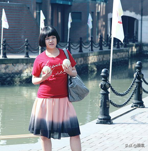 拥有“中国顶级造型师”称号的黄薇，为很多影