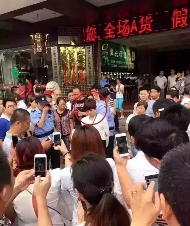 云南惊现“翡翠女飞贼”，沉迷赌石盗走60件毛料