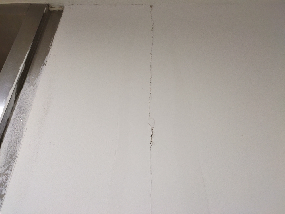 科普 ┃ 墙面漆工要刷多少层？找准源头拯救墙面开裂 ┃ 南京装修