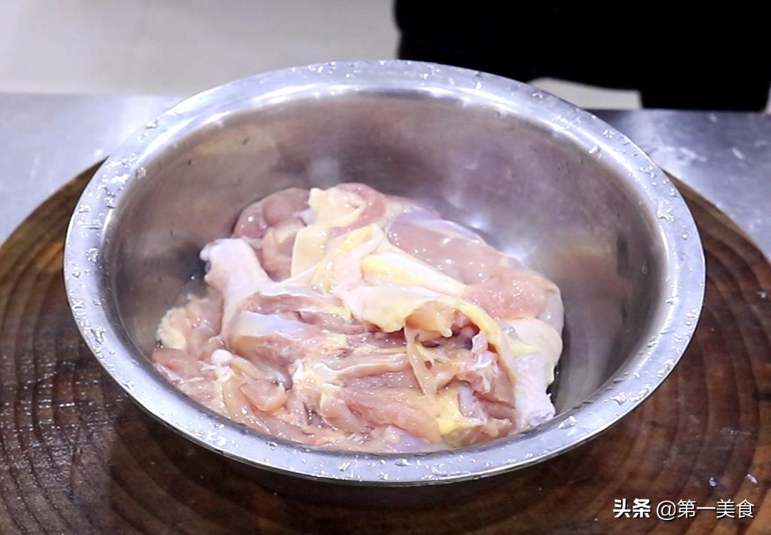 图片[2]-【口水鸡】做法步骤图 肉质鲜嫩多汁 又解馋-起舞食谱网