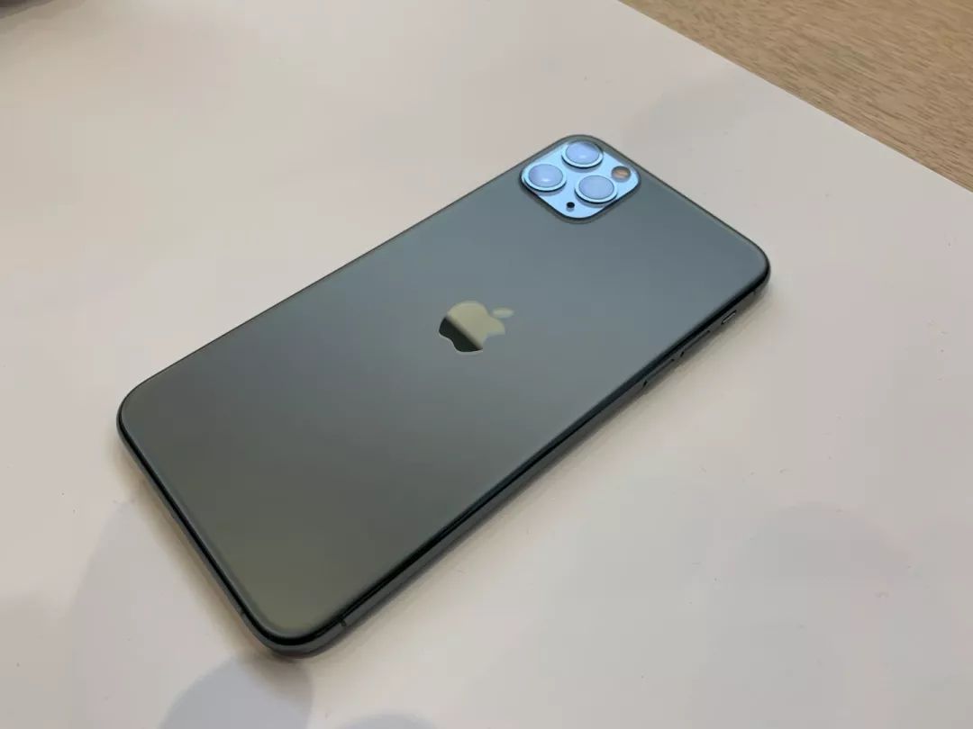 2021年双11，买iPhone 11会不会很呆？