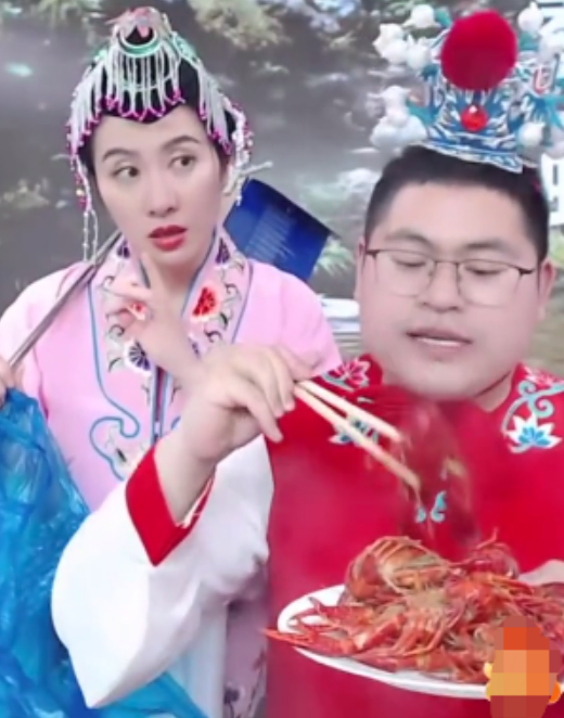 叶璇穿成“林黛玉”卖小龙虾，还要亲手埋葬虾壳，卖货堪比演小品