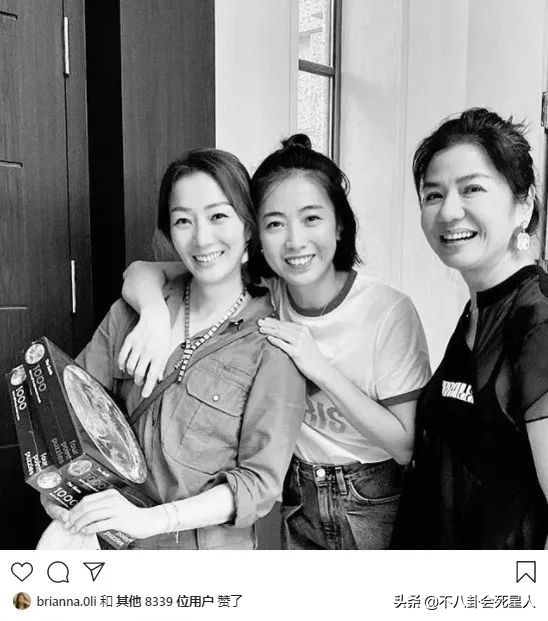 香港藝人聚會也有圈子之分，富豪明星一起玩，過氣藝人扎堆內(nèi)地