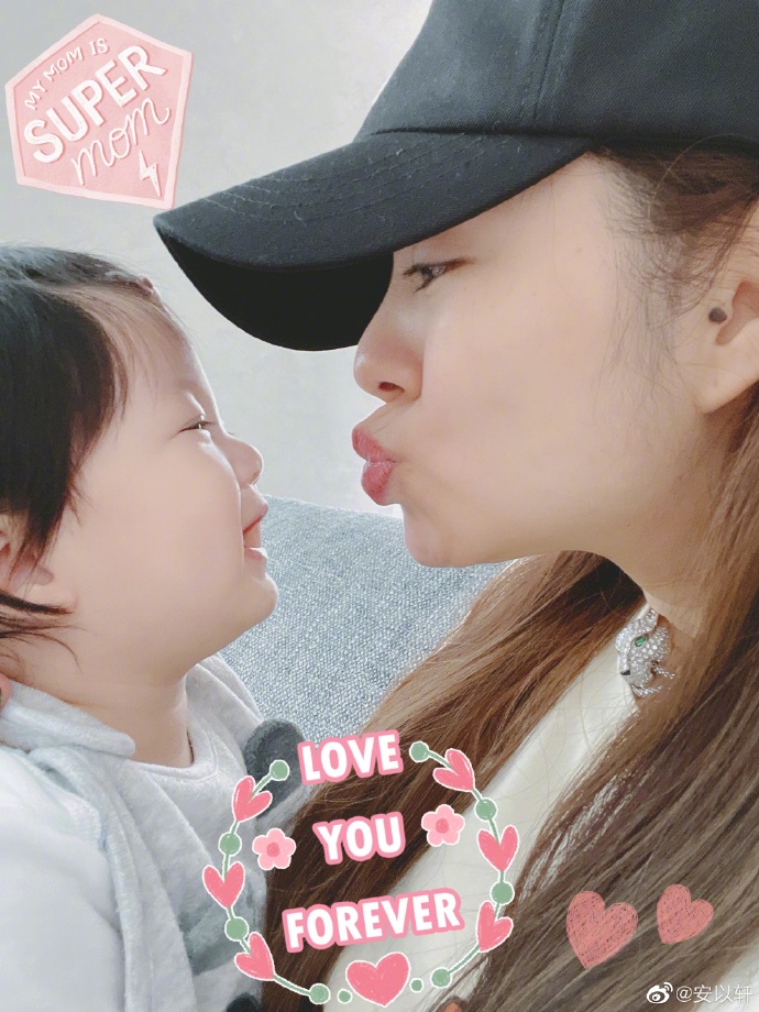 安以軒曬子女近照，66提前送母親節禮物，女兒娃寶側臉和媽媽超像