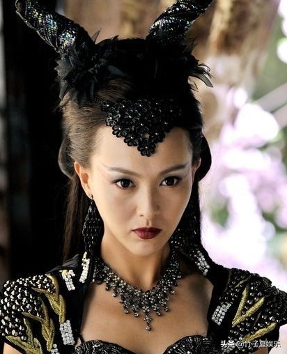 8年前《轩辕剑》为何多是半身照?看到魔族公主