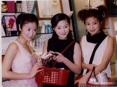 富养老公、女儿，边投资边拍戏，撑起一个家的林心如，早就变了