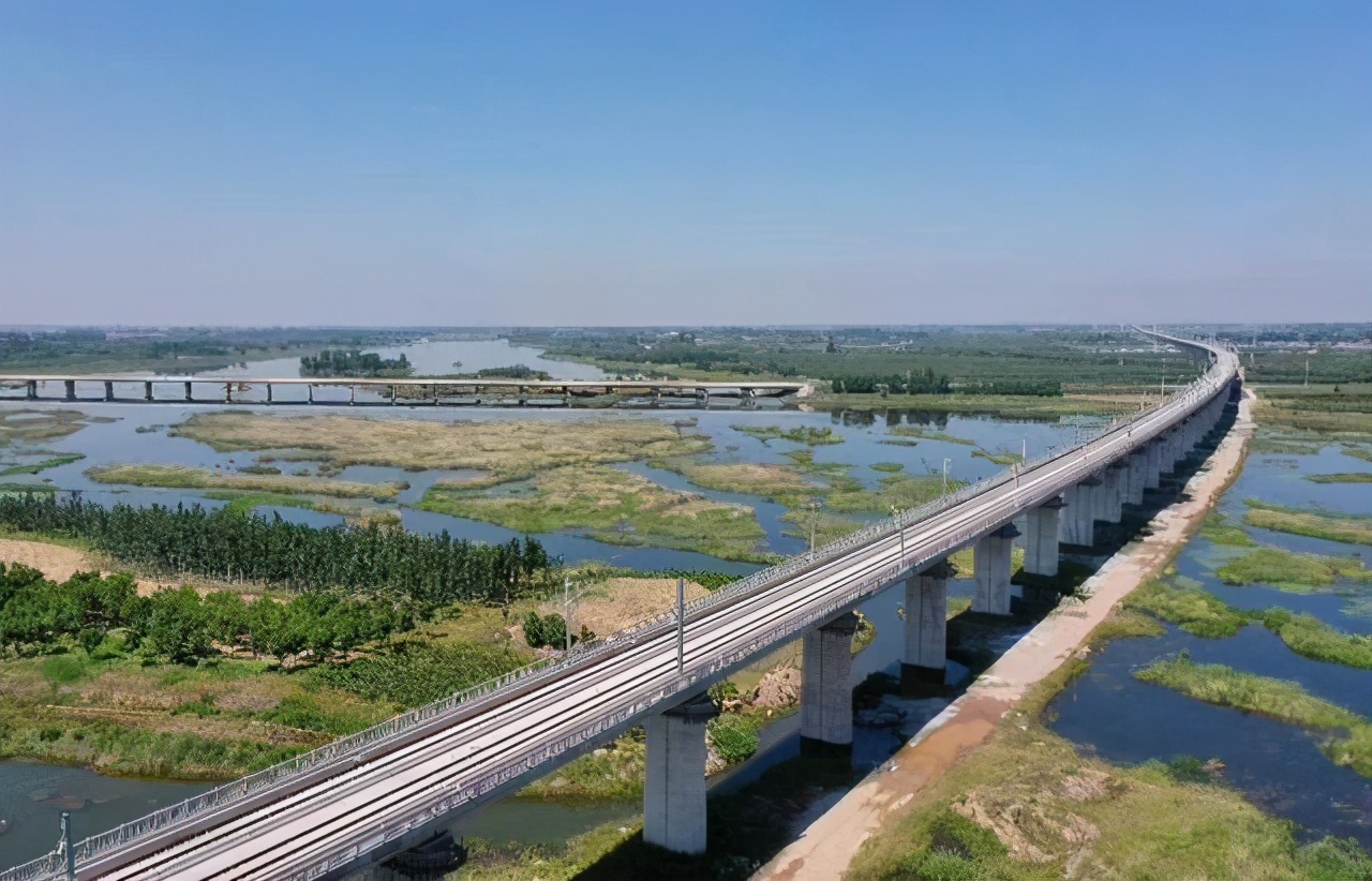 安徽建一座高铁站，规模2台8线，预计2023年建成，助经济快速发展