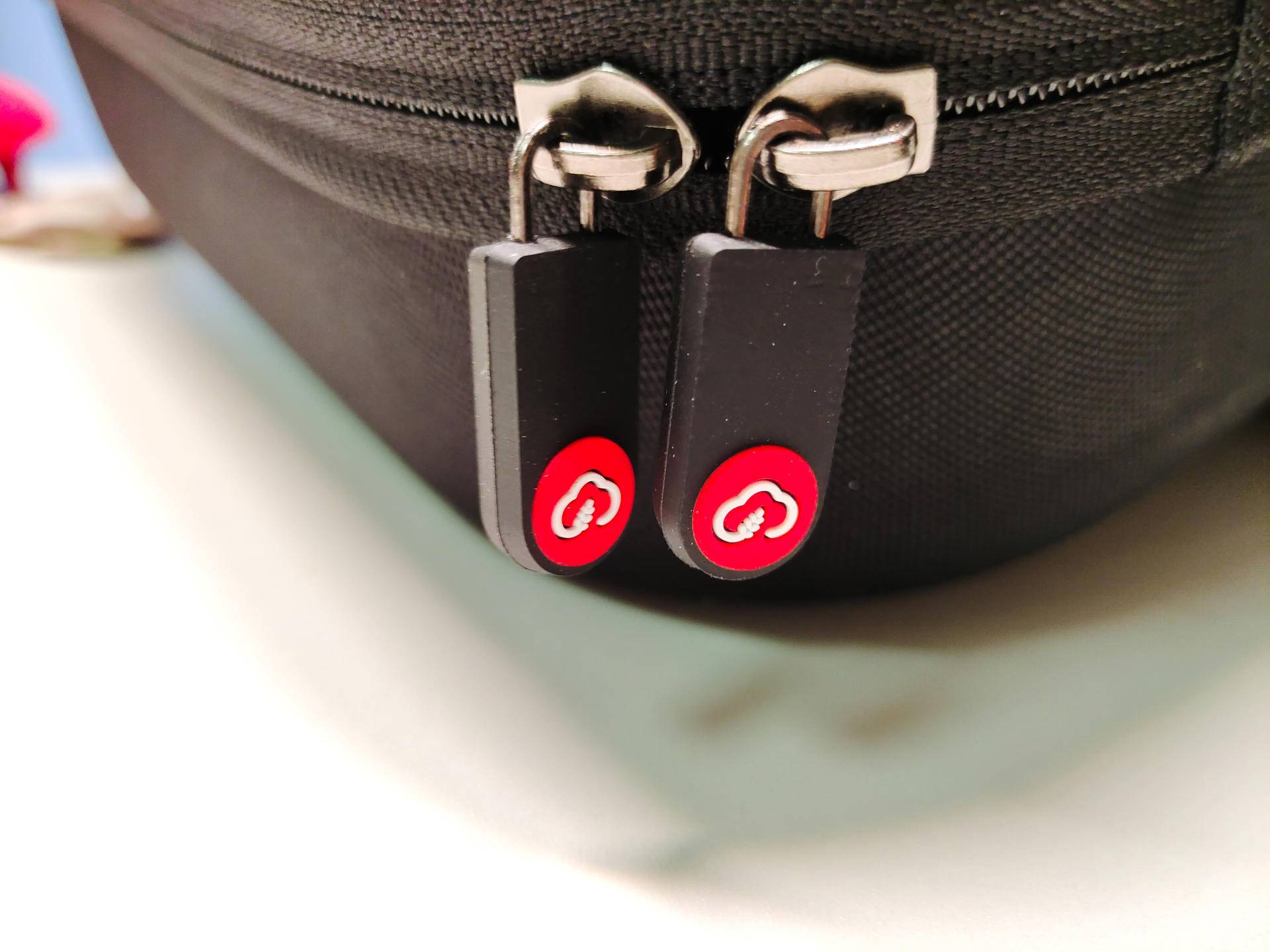 按摩放松神器，老罗同款云麦筋膜枪上手体验