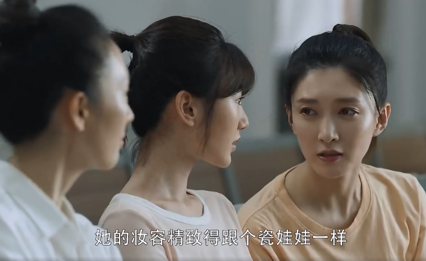 《二十不惑》《三十而已》官方串戏，双方女主隔空互动，真会玩儿