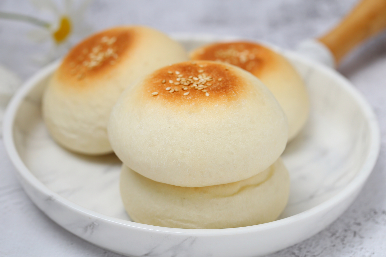 自制健康美味的日式芋泥饼，暄软香甜无任何添加，一出炉就吃仨