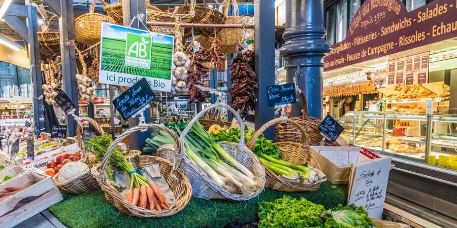 法国留学费用大公开!在法国,我们都是这样优雅而体面地抠门儿的