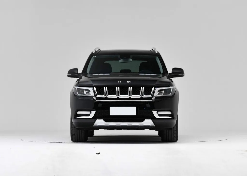 这台130万的国产SUV，懂车的都知道是奔驰，网友