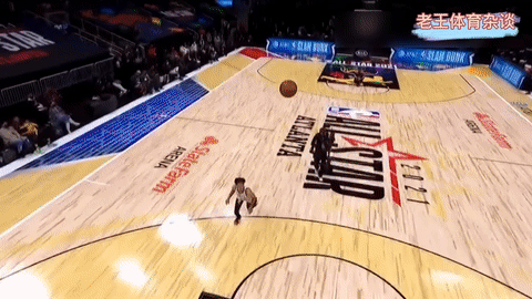 全明星扣篮大赛：西蒙斯致敬麦迪，献上篮筐之