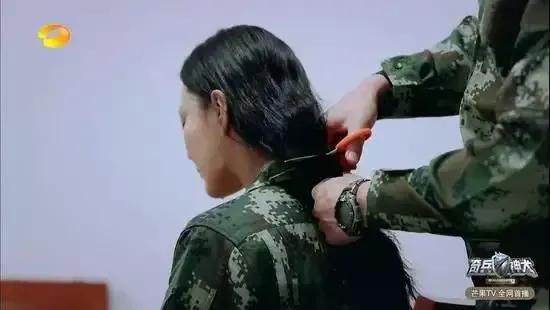 张馨予再谈何捷，深情告白，称自己一度不信爱