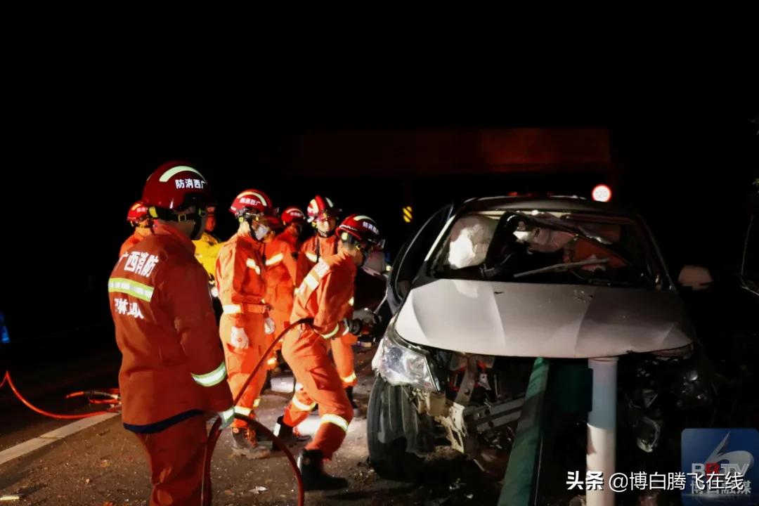 事发博白！凌晨一司机逆行撞上护栏，驾驶员死亡