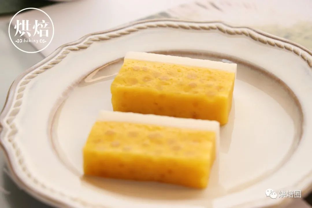 把西米整粒加入到木薯粉中蒸出來的糕好有嚼勁