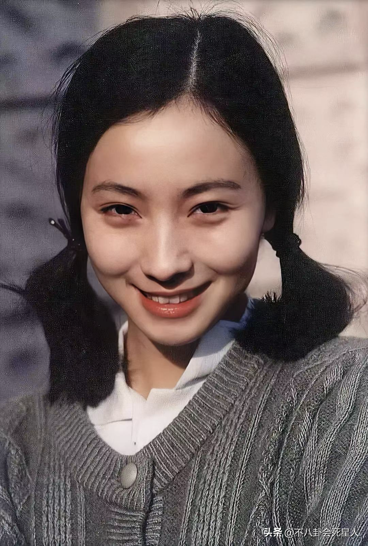 娱圈隐藏的运动员：牛莉游泳射击双冠军，“鲁智深”拿35次冠军