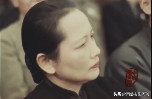 papi酱人设崩塌背后，告诉我们，女权or“道德绑架”？