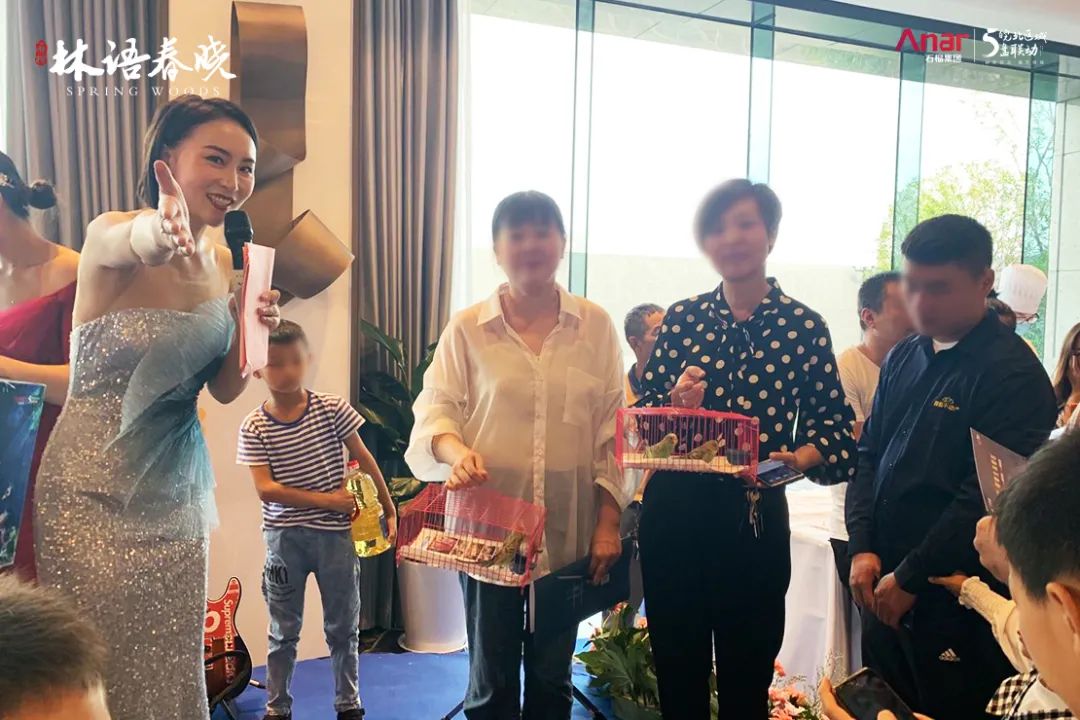 石榴红了！两小时超5000人次到访轻奢秘境，阜阳人都坐不住了