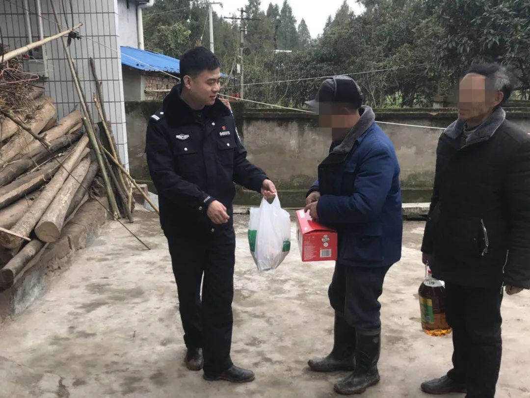 最好的敬业是热爱并且坚守——记营山县公安局朗池派出所所长何红明