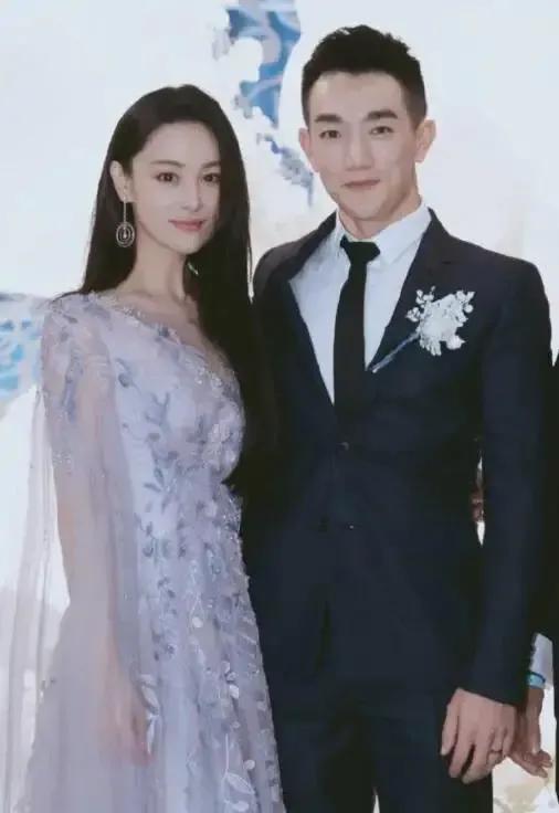 张馨予再谈何捷，深情告白，称自己一度不信爱