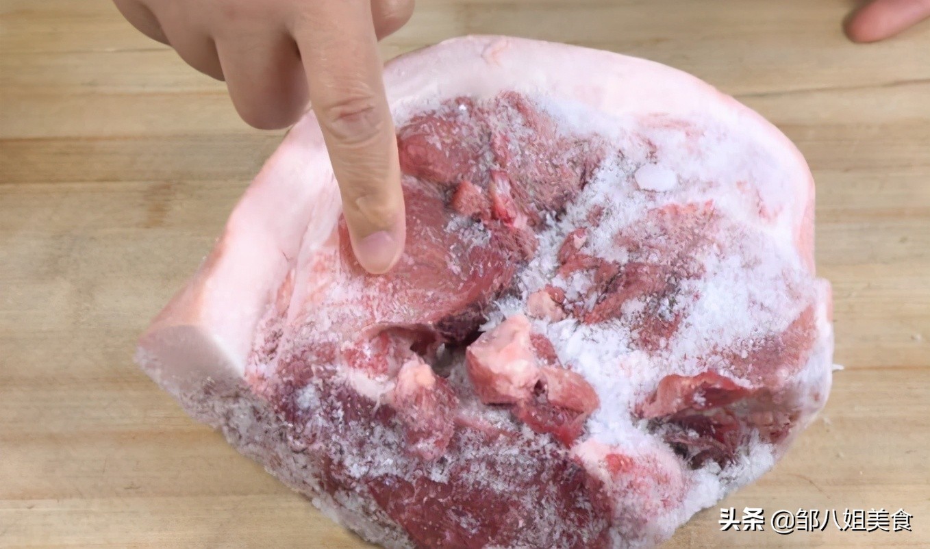 保存猪肉，不要直接塞进冰箱冷冻，教您正确方法，冻肉吃着像鲜肉