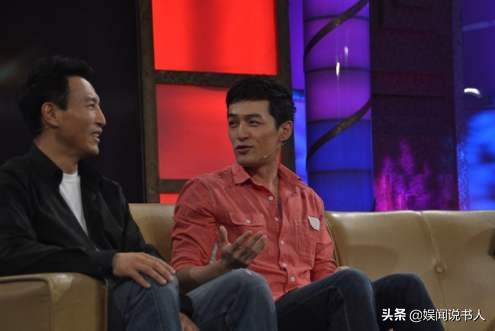 首位走上百老汇的华人，教出胡歌、袁弘，拍戏