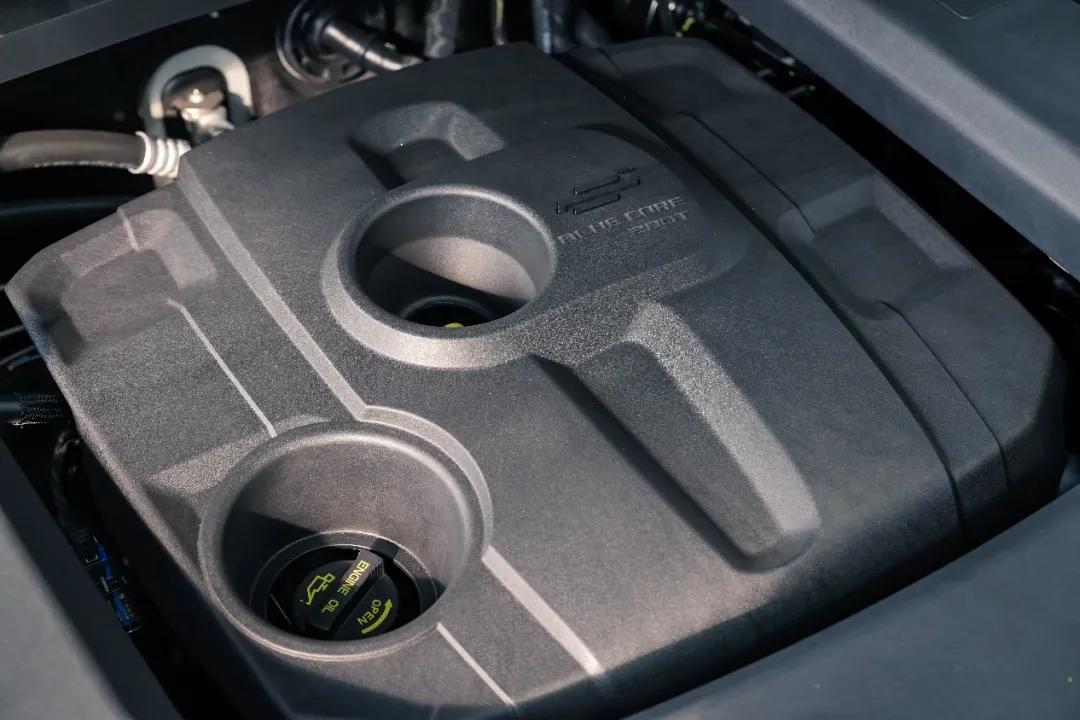 空间超大、座椅超软，还有智能语音，这台10万元的SUV太值了