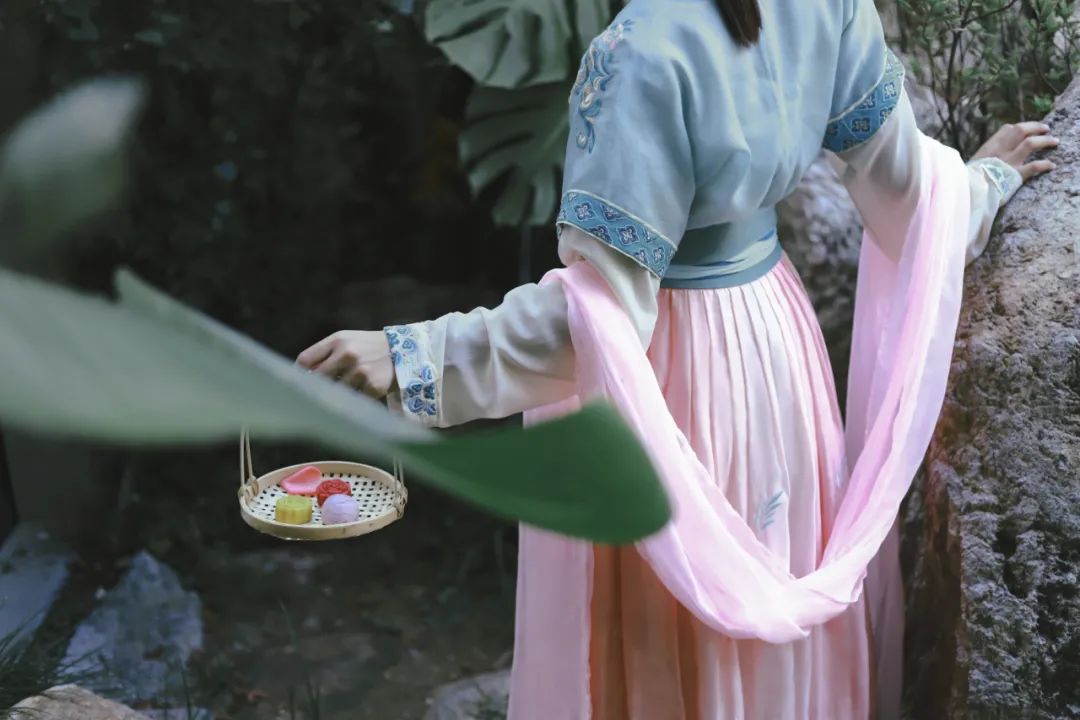 《唐诗三百首》中最美的一首诗，1100年后，却依然是个谜-第4张图片-非凡网