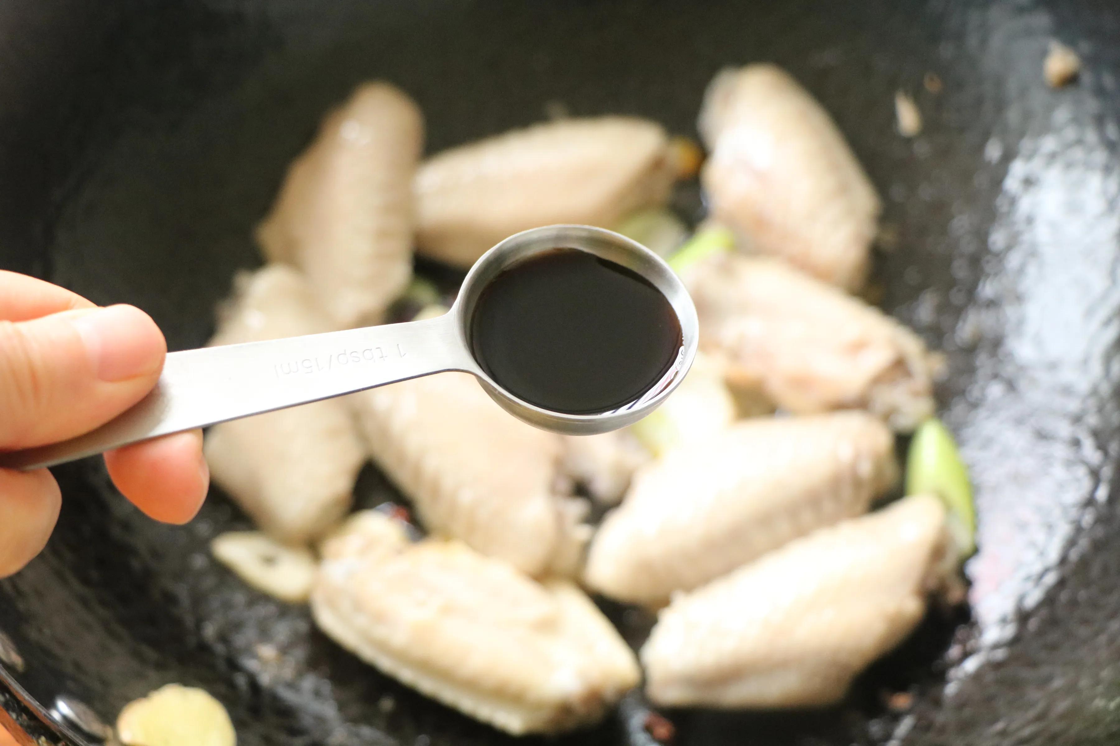 夏天到了，孩子沒胃口，燉上這樣一鍋菜，開胃又下飯，太好吃了