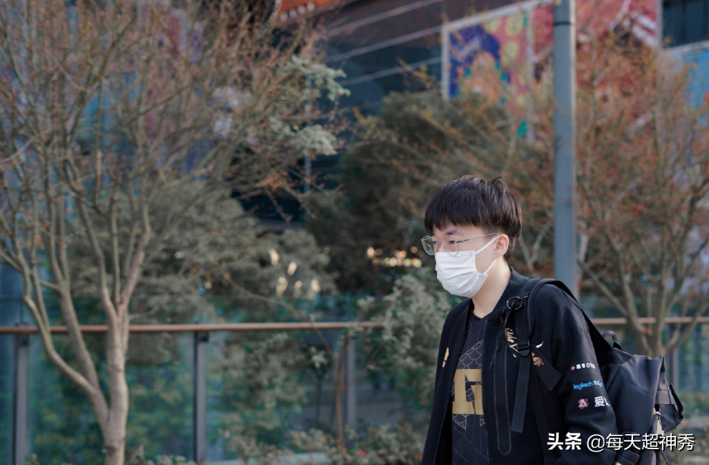 RNG of JDG relaxed sweep anything away, letme speak bluntly: The method that defeats small tiger was found